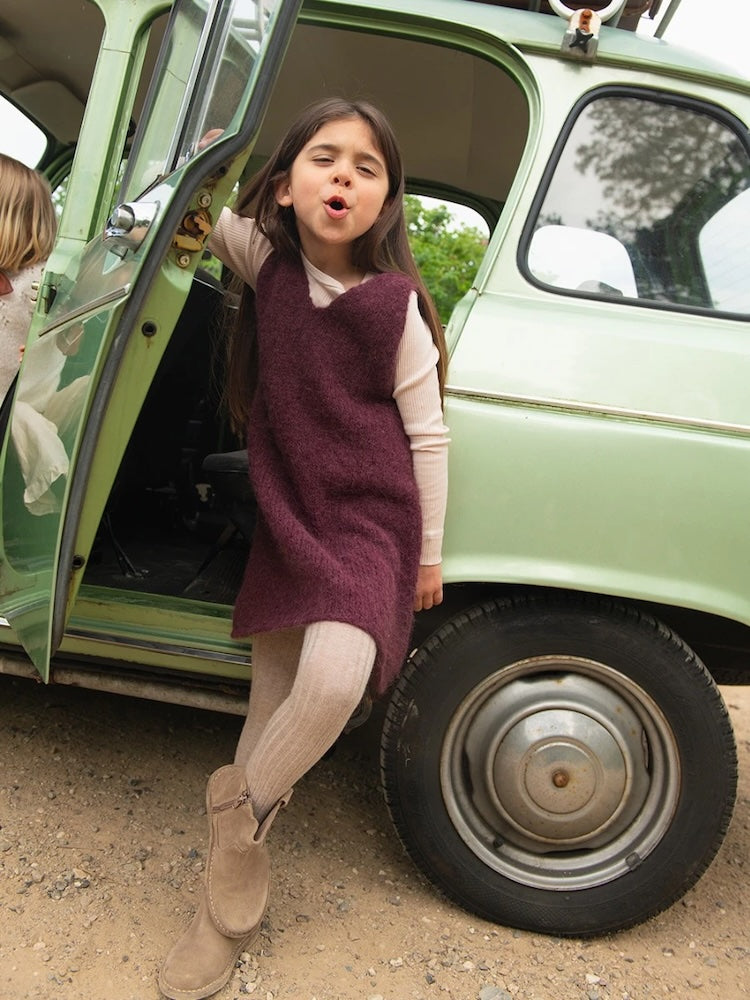 Sandnes 2506 Meadow Dress Junior mit Borstet Alpakka 8