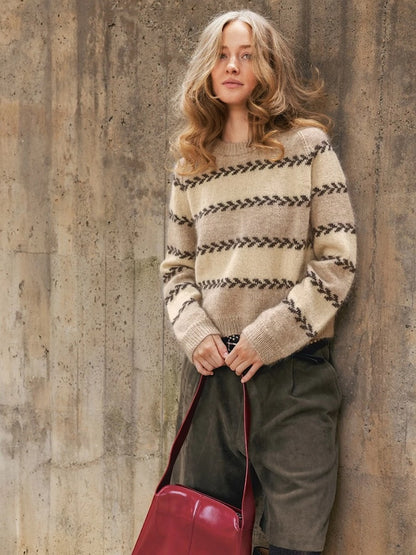 Astrid Damegenser | feine Rankenstreifen aus Sunday und Tynn Silk Moahir von Sandnes Garn