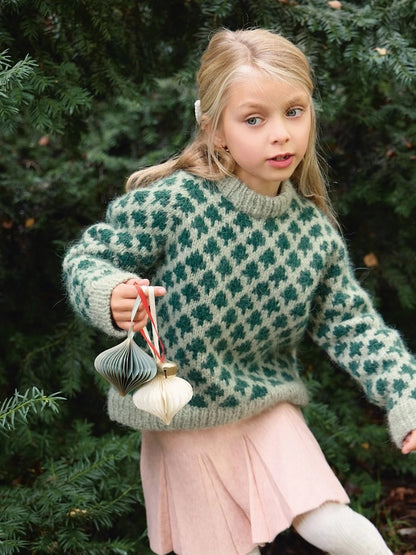 Christmas Tree Sweater - Kids | kuschelweicher Weihnachtspullover aus Kos von Sandnes Garn