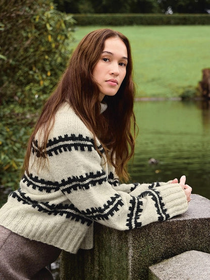 Ridge Sweater | detaillierte Streifen aus Atlas von Sandnes Garn