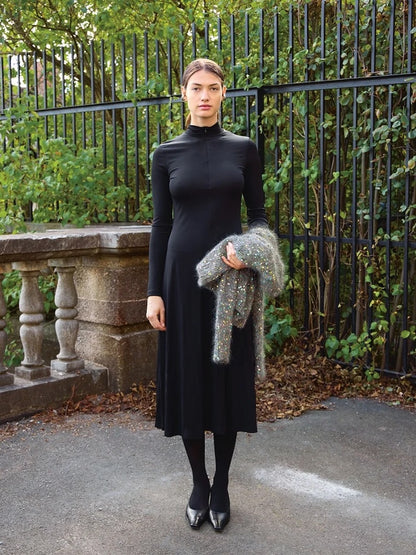 Rookie Sweater | für festliche Glitzermomente aus Paljett und Ballerina Chunky Mohair von Sandnes Garn