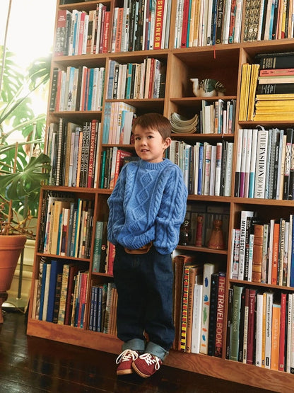 Nilo Sweater Kids | zeitloses Zopfmuster aus Double Sunday von Sandnes Garn