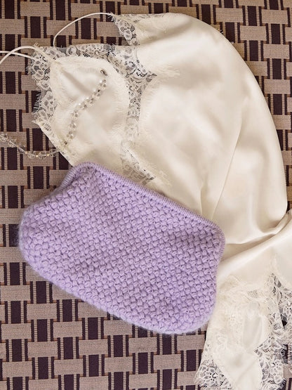 Basket Clutch | gehäkeltes Muster aus Double Sunday und Tynn Silk Mohair von Sandnes Garn