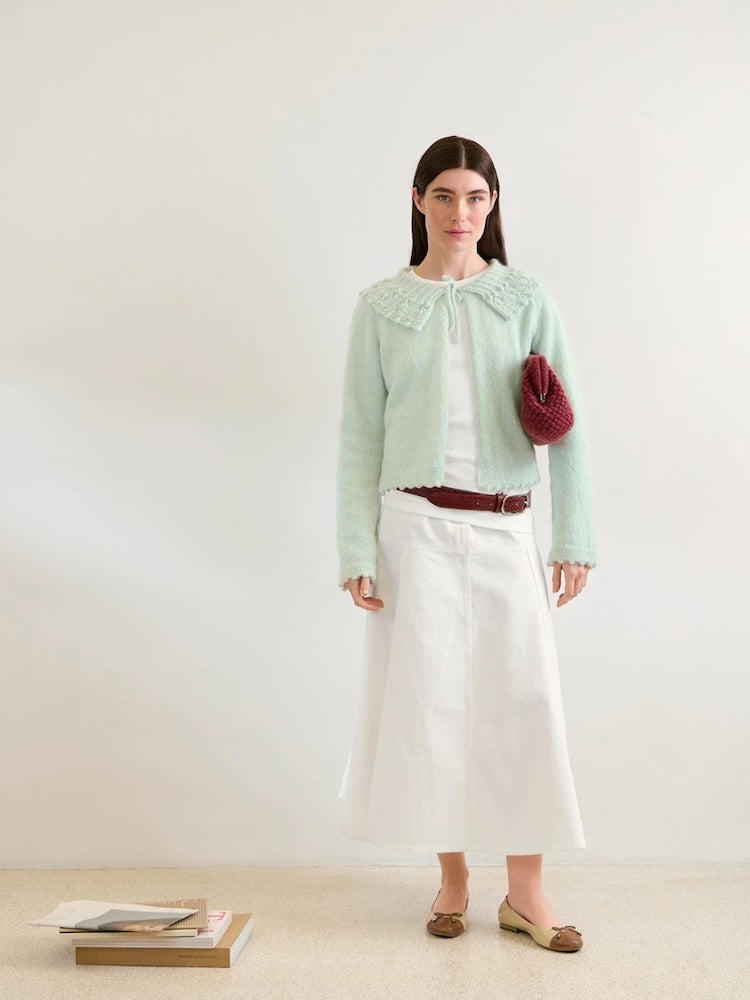 Lilly Blouse | feiner Cardigan mit breitem Kragen aus Alpakka Folgetrad und Tynn Silk Mohair von Sandnes Garn