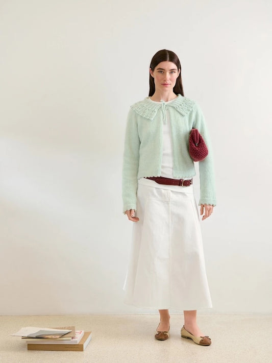 Lilly Blouse | feiner Cardigan mit breitem Kragen aus Alpakka Folgetrad und Tynn Silk Mohair von Sandnes Garn