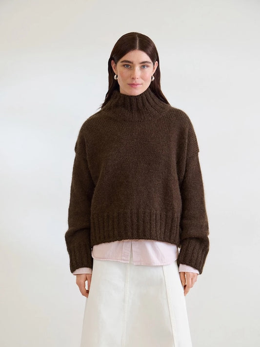 Mina Sweater - Peer Gynt | lässig mit großem Kragen aus Peer Gynt und Tynn Silk Mohair von Sandnes Garn