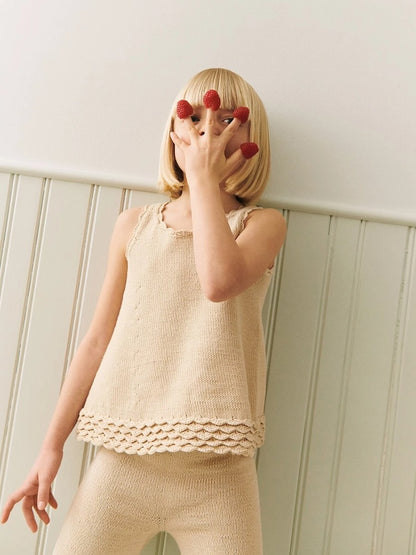 Roselyn Set Junior | fantastische Rüschen aus Mandarin Petit von Sandnes Garn