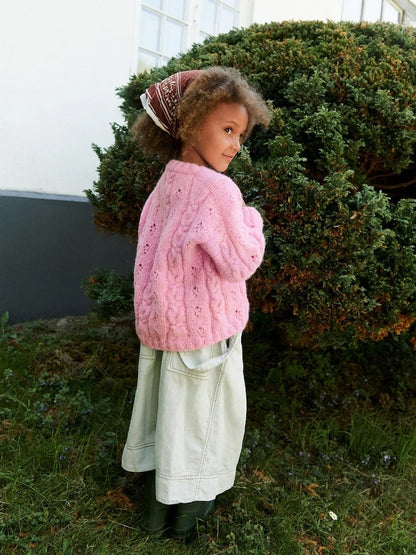 Junia Sweater Kids | leichter Zopfmuster-Pullover aus Kos von Sandnes Garn