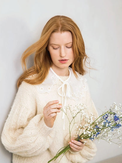 Elsa Pullover | Easy dream sweater made from Brushed Alpakka and Tynn Silk Mohair by Sandnes Garn