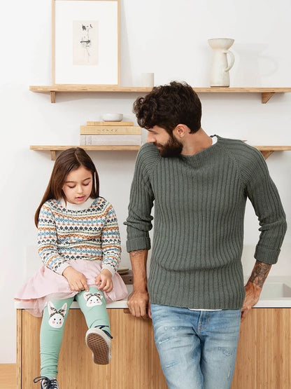 Peters Seaman Sweater | in rib pattern made from Sunday by Sandnes Garn