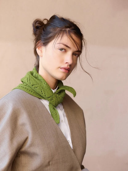Petra Scarf | Lochmustertuch aus Cashmere von Sandnes Garn