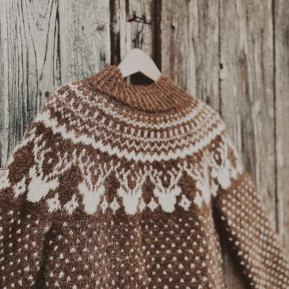 Karibou Sweater | winterliches Muster aus Plötulopi von Lopi Island