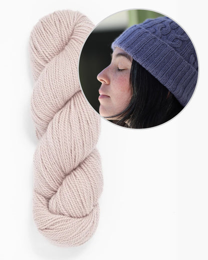 Sellwood Hat | mjukt flätmönster i Tynd från Woolfolk