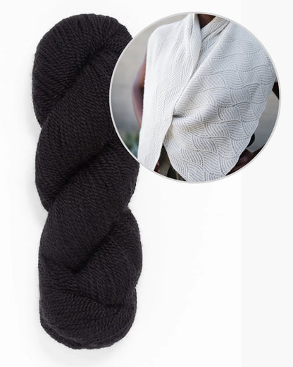 Scialle Skala | delicato scialle in filato Tynd di Woolfolk