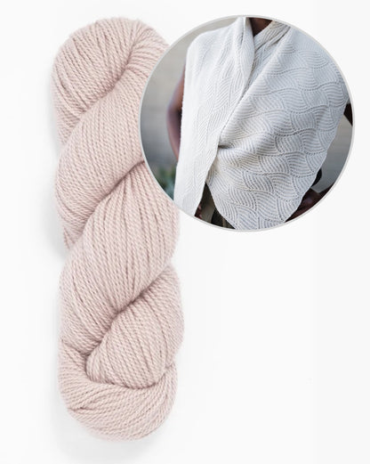 Scialle Skala | delicato scialle in filato Tynd di Woolfolk