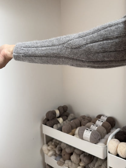 The Boston V-Neck | aus reinem Kaschmir mit Bio Cashmere 6/28 von Pascuali