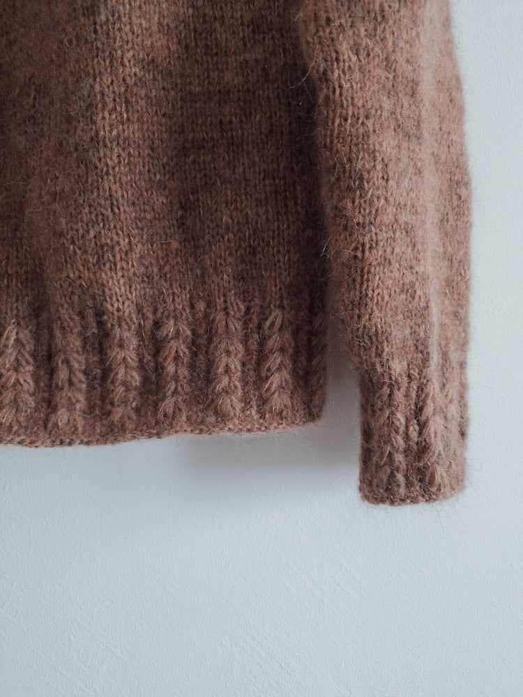 Ulvenknit Soft Spoken Sweater mit Plötulopi von Lopi Island und Tynn Silk Mohair von Sandnes Garn 3