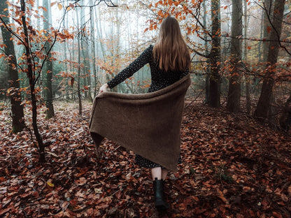 Takesti Shawl | schlicht und warm aus Plötulopi von Lopi Island