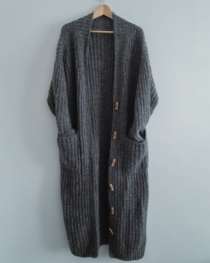Ulvenknit The Chunkigan mit Plötulopi von Lopi Island und Tynn Silk Mohair von Sandnes Garn 3