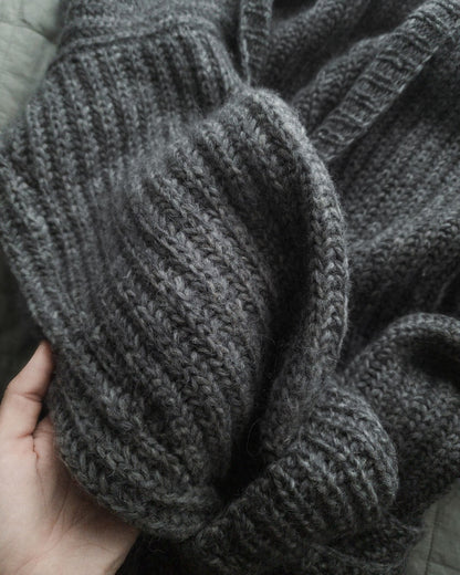 Ulvenknit The Chunkigan mit Plötulopi von Lopi Island und Tynn Silk Mohair von Sandnes Garn 10