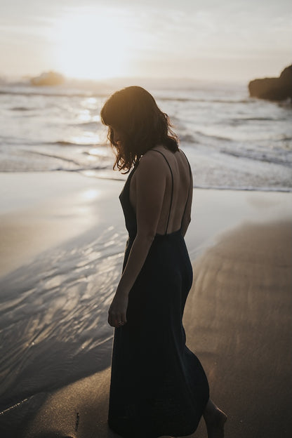 THE GIRL Dress | zarte Silhouette aus Pure Silk von Knitting for Olive