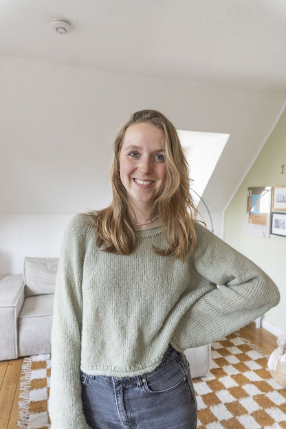 Community KAL Shirt | ultra-light shirt made from Cassandra by Mayflower Denmark