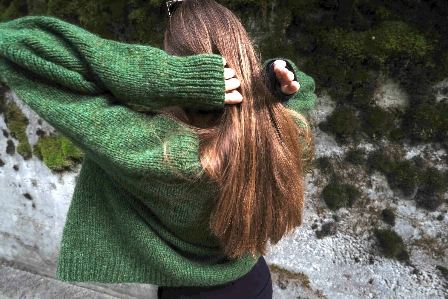 Ulvenknit Wayfarer Cardi V mit Double Sunday und Tynn Silk Mohair von Sandnes Garn 6