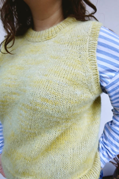 Maja Slipover | layering aus Tynn Peer Gynt und Tynn Silk Mohair von Sandnes Garn