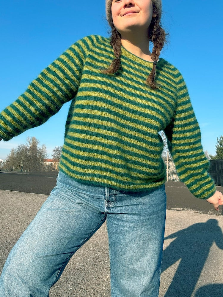Mollie Blouse von wemadewardrobe mit Soft Silk Mohair von Knitting for Olive 1