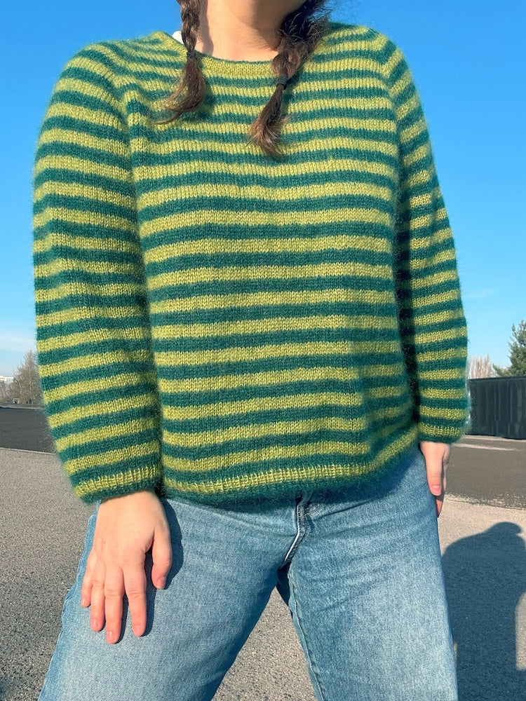 Mollie Blouse von wemadewardrobe mit Soft Silk Mohair von Knitting for Olive 4