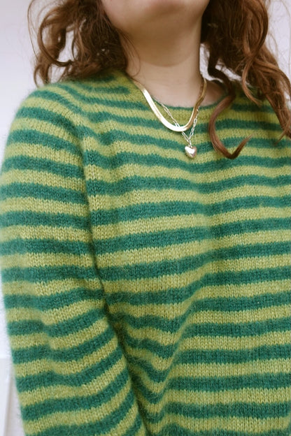 Mollie Blouse von wemadewardrobe mit Soft Silk Mohair von Knitting for Olive 8