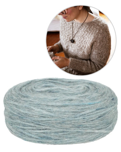 Wildflower Path | warmer Sweater mit zartem Blumenmuster aus Plötulopi von Lopi Island