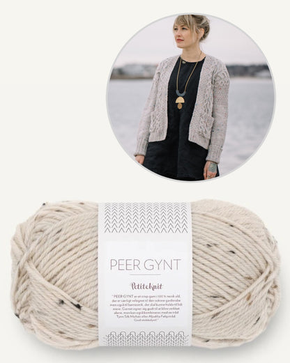 Winters Beach Cardi | robustes Zopfmuster aus Peer Gynt von Sandnes Garn