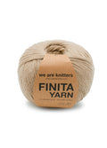 we are knitters Finita Garnknäuel in Farbe beige