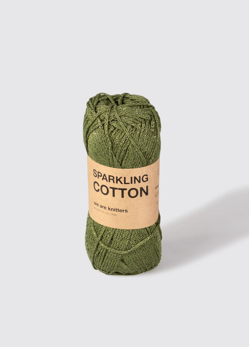 we are knitters Sparkling Cotton Garnknäuel in Farbe moss green