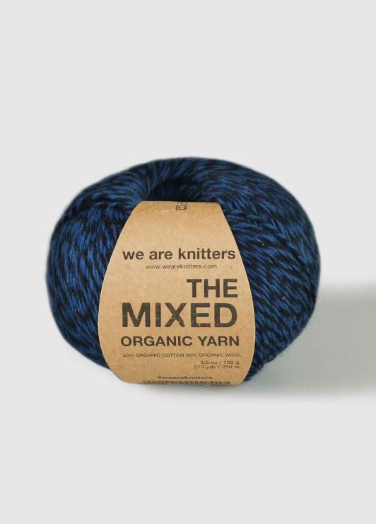 we are knitters The Mixed Yarn Knäuel in der Farbe navy blue