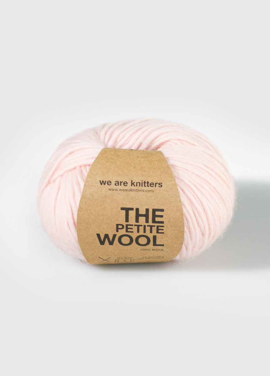 we are knitters The Petite Wool Garnknäuel Farbe millennial pink