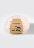 we are knitters The Petite Wool Garnknäuel Farbe millennial pink