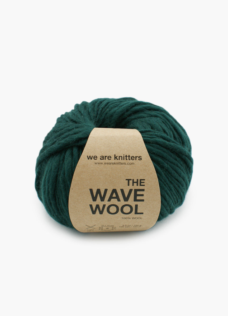 we are knitters The Wave Garnknäuel Farbe forest green