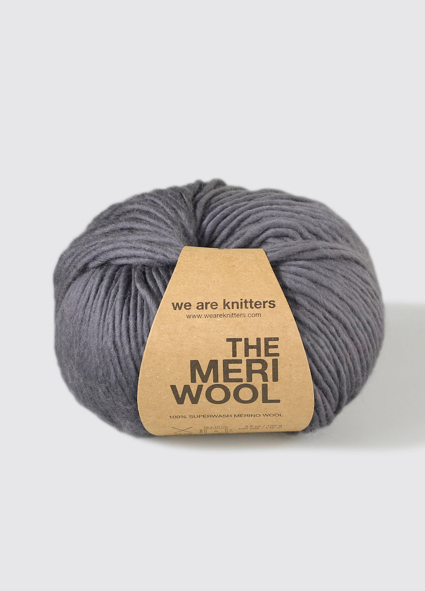 we are knitter The Meriwool Garnknäuel in Farbe dark grey