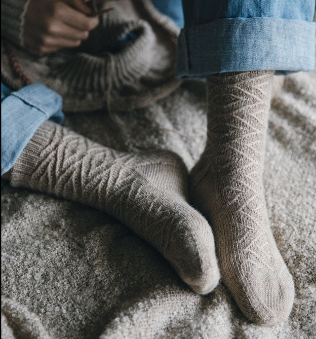 Laine 52 Wochen Socken Stricken Topp Verlag 3