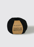 we are knitters Touch me Mohair Knäuel in Farbe black