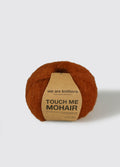 we are knitters Touch me Mohair Knäuel in Farbe cinnamon