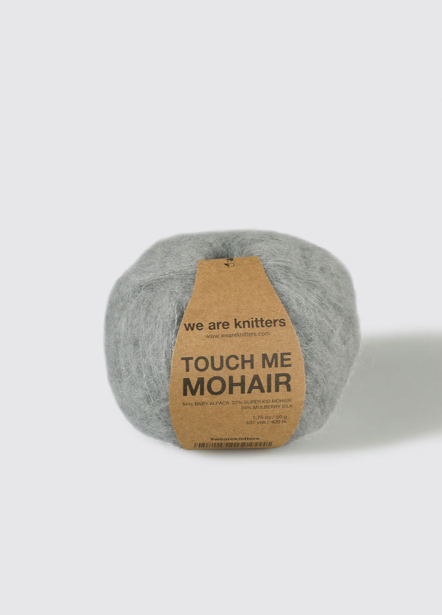 we are knitters Touch me Mohair Knäuel in Farbe grey