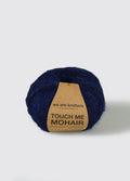we are knitters Touch me Mohair Knäuel in Farbe navy blue