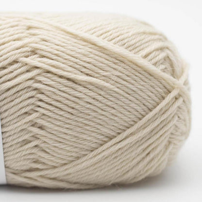 Edelweiss Alpaca 6-ply | warm sock yarn made from wool and alpaca