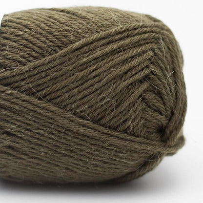 Edelweiss Alpaca 6-ply | warm sock yarn made from wool and alpaca